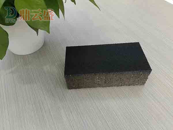 面层透水砖